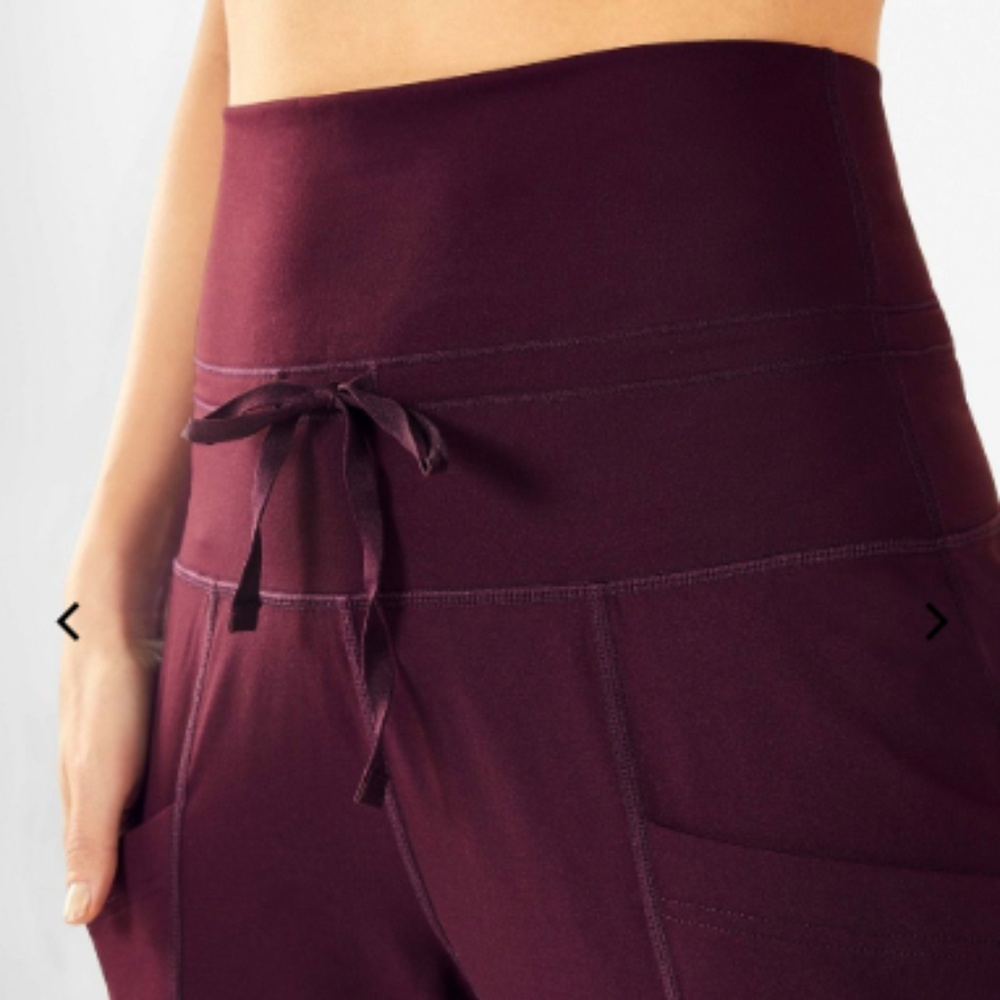 Fabletics Maj Pant II (NWT) -  Burgundy  - (S 4-6)